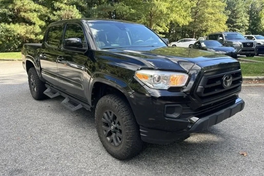 2023 Toyota Tacoma SR photo 1