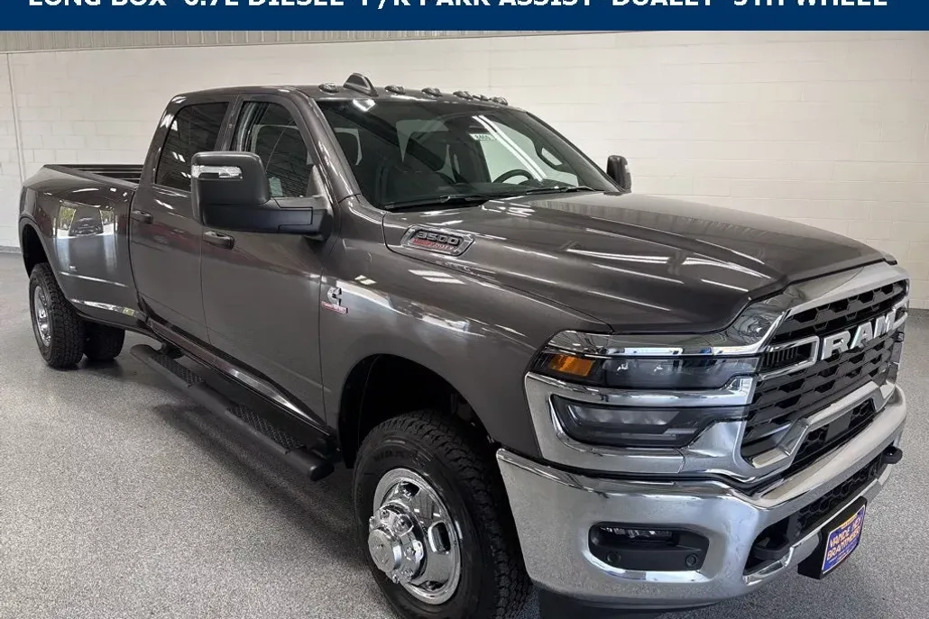 2026 Ram 3500 Tradesman photo 1