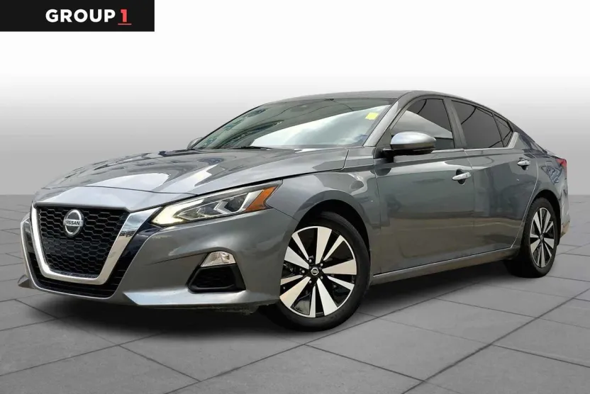 2021 Nissan Altima 2.5 SV photo 1
