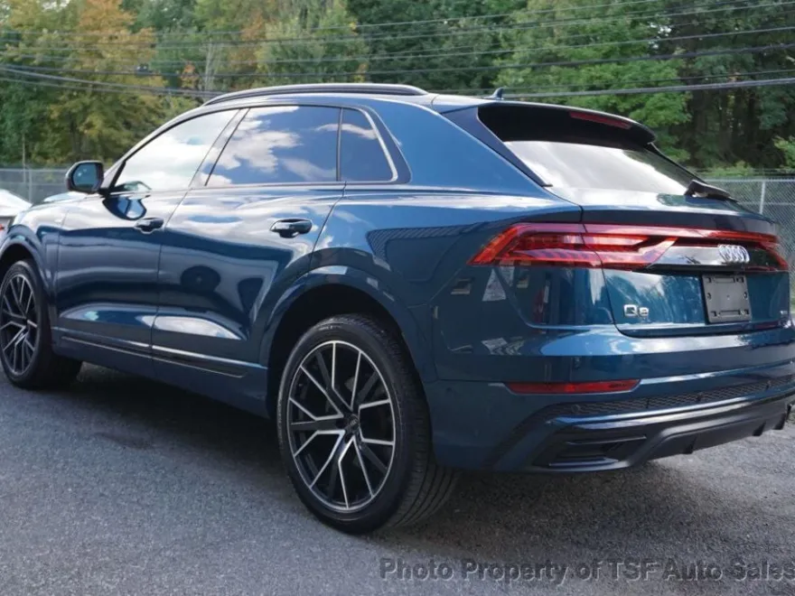 2019 Audi Q8 line Premium Plus photo 1