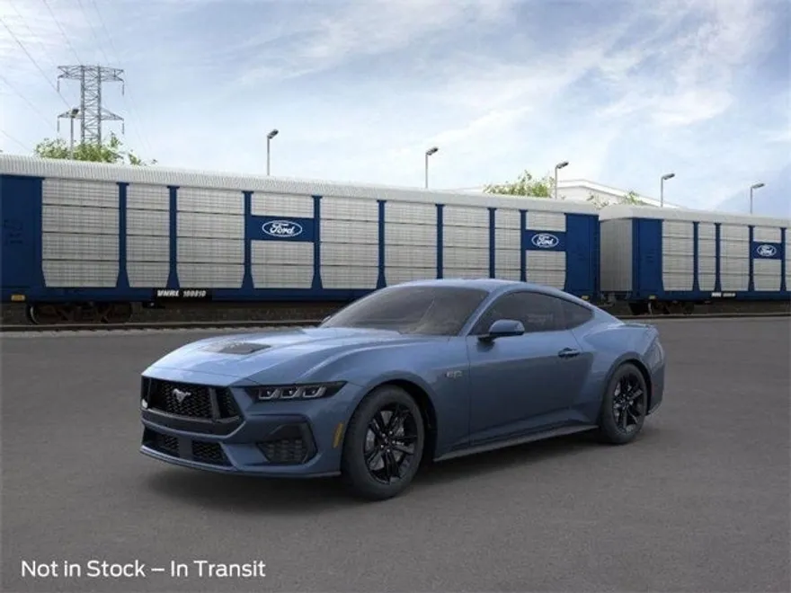 2025 Ford Mustang GT photo 2