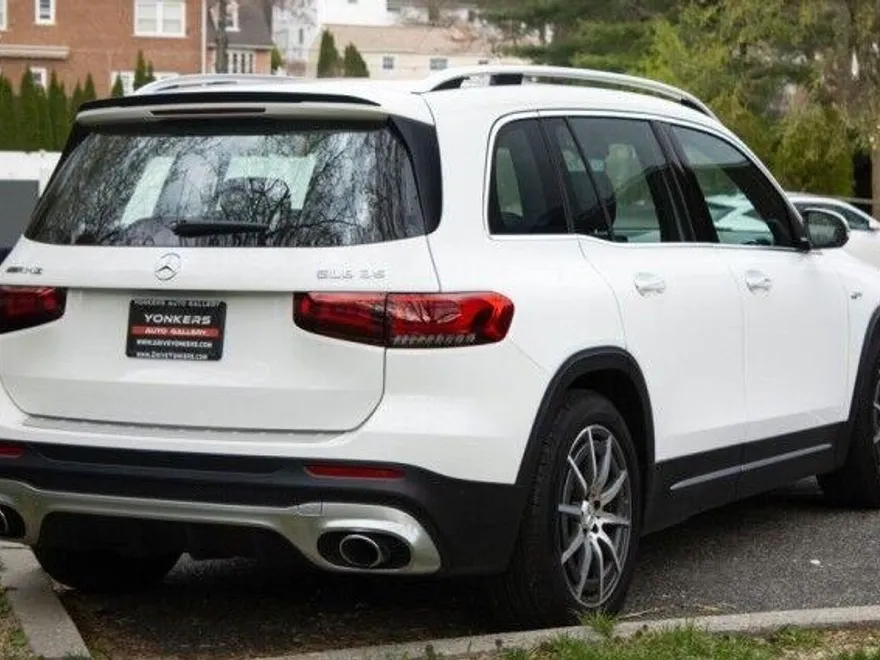 2023 Mercedes Benz GLB AMG 35 4MATIC photo 1