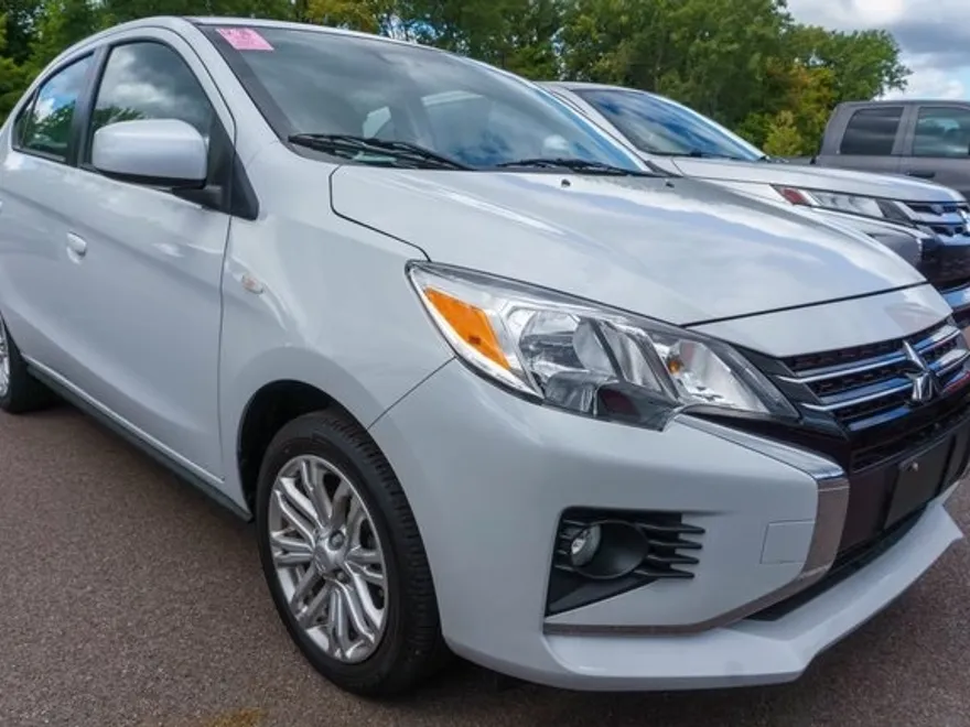 2024 Mitsubishi Mirage G4 LE photo 1