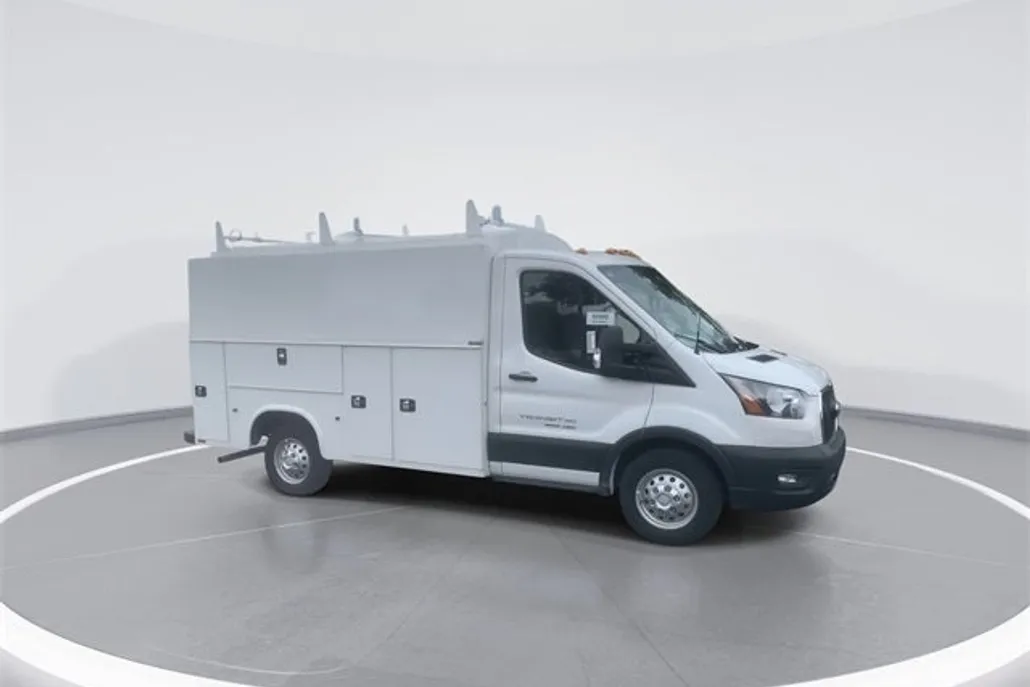 2024 Ford Transit photo 1