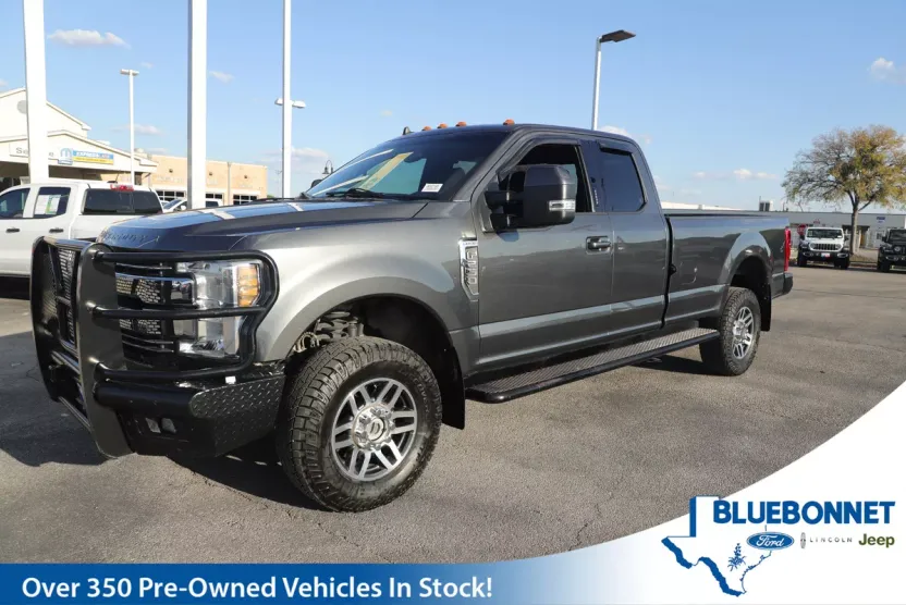 2019 Ford F-250 Lariat photo 1
