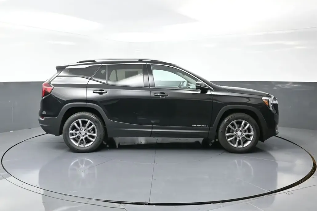 2024 Gmc Terrain SLT photo 1