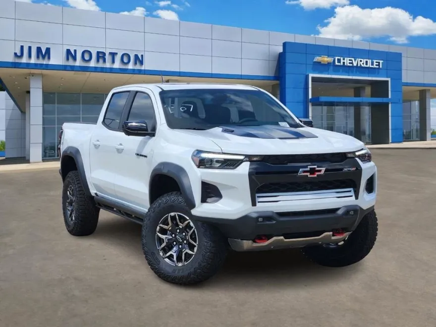2026 Chevrolet Colorado ZR2 photo 1