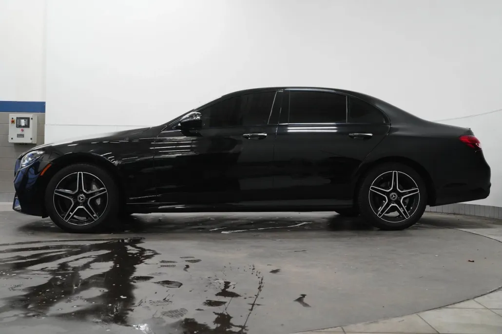 2023 Mercedes Benz E 350 4MATIC Sedan photo 1