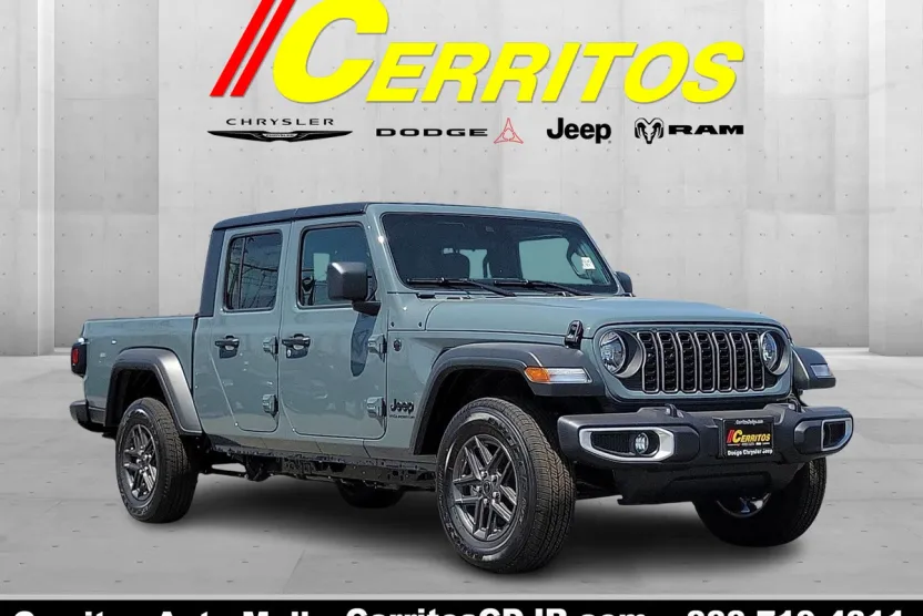 2025 Jeep Gladiator Sport S photo 1