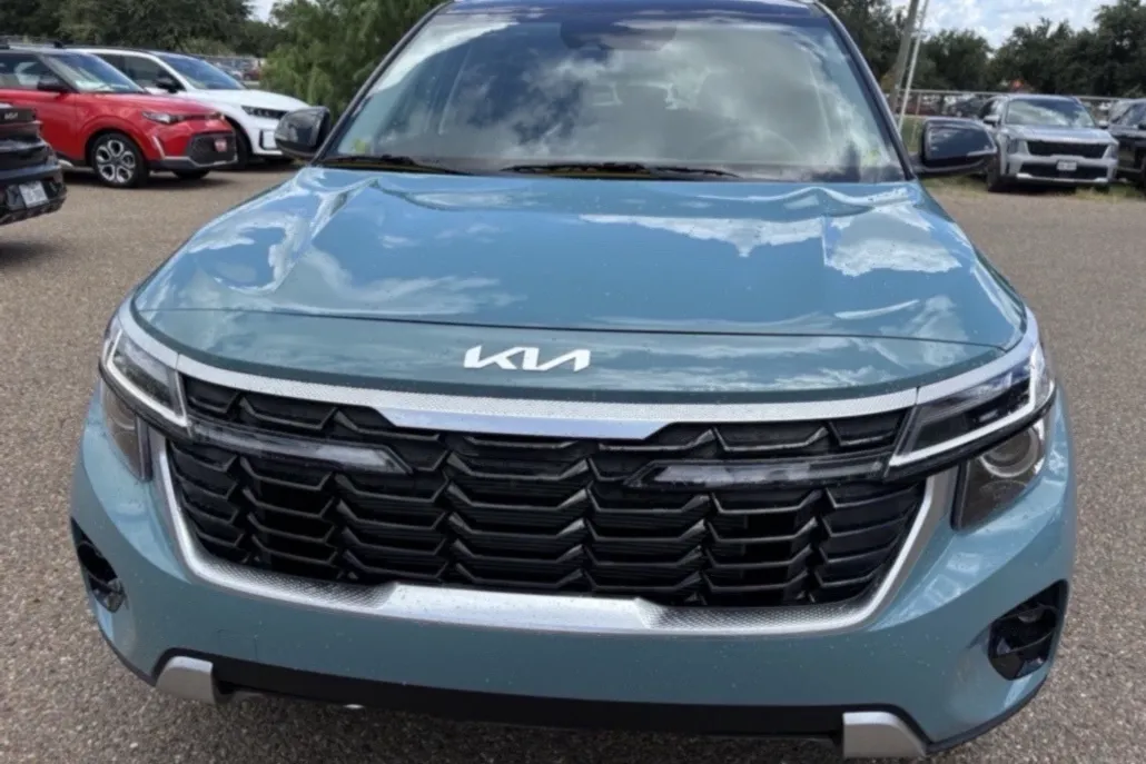 2026 Kia Seltos S photo 1