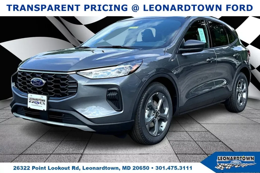 2025 Ford Escape ST-Line photo 1