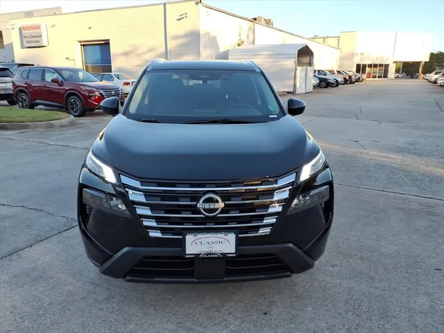2026 Nissan Rogue SV photo 1