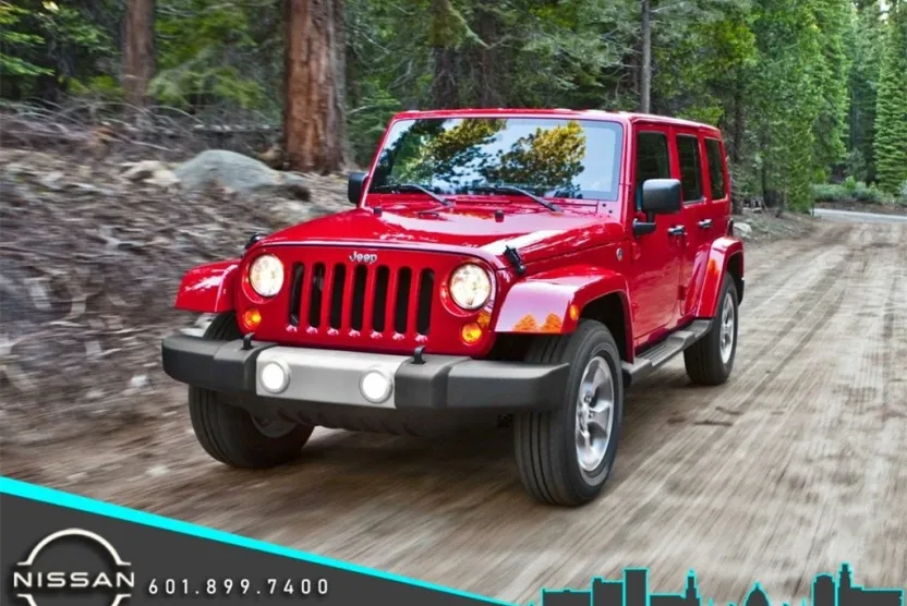 2016 Jeep Wrangler Unlimited Sahara photo 1