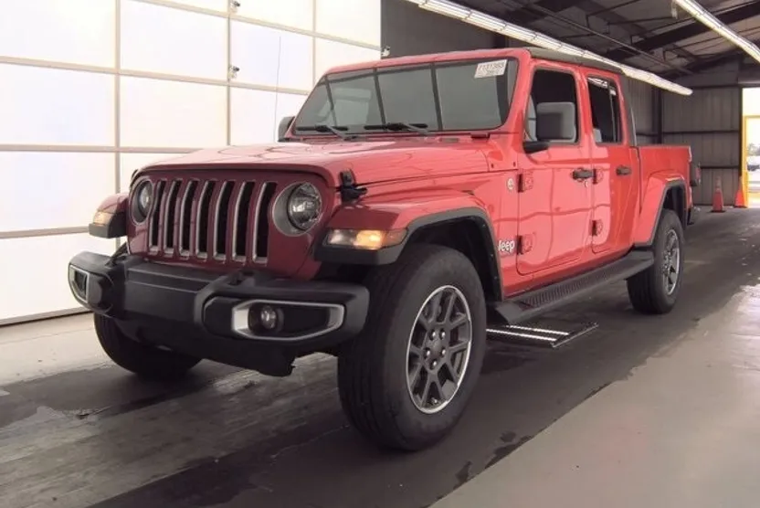 2021 Jeep Gladiator Overland photo 1