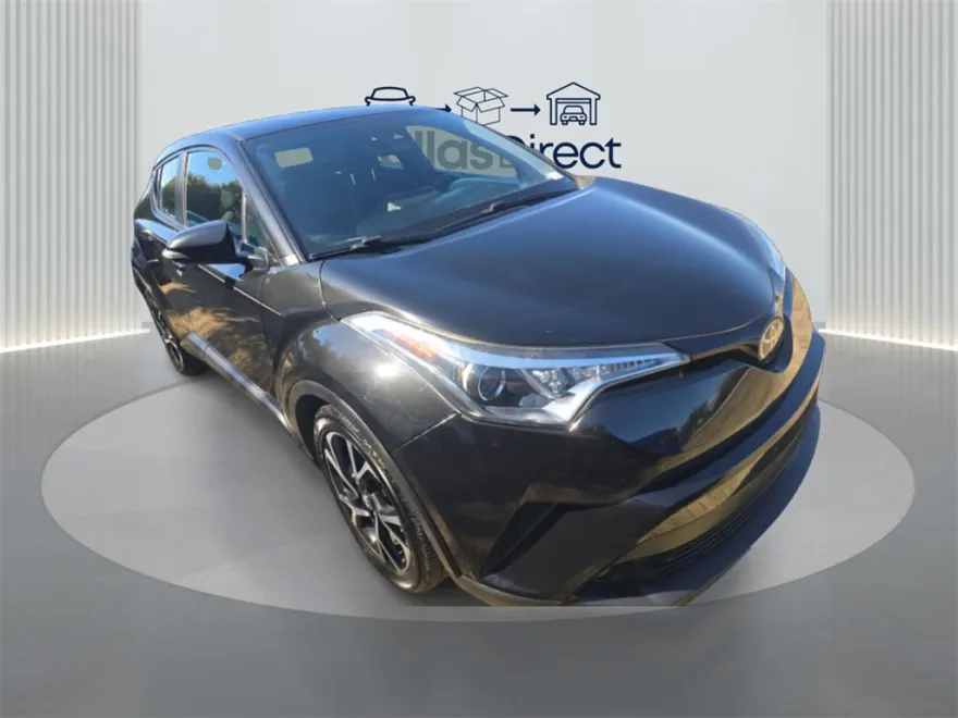 2018 Toyota C-HR XLE Premium photo 1
