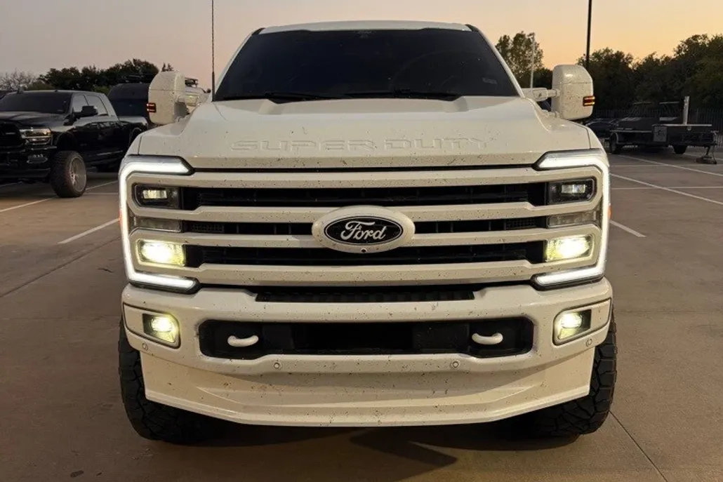 2024 Ford F-250 Limited photo 1