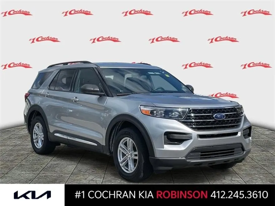 2020 Ford Explorer XLT photo 1