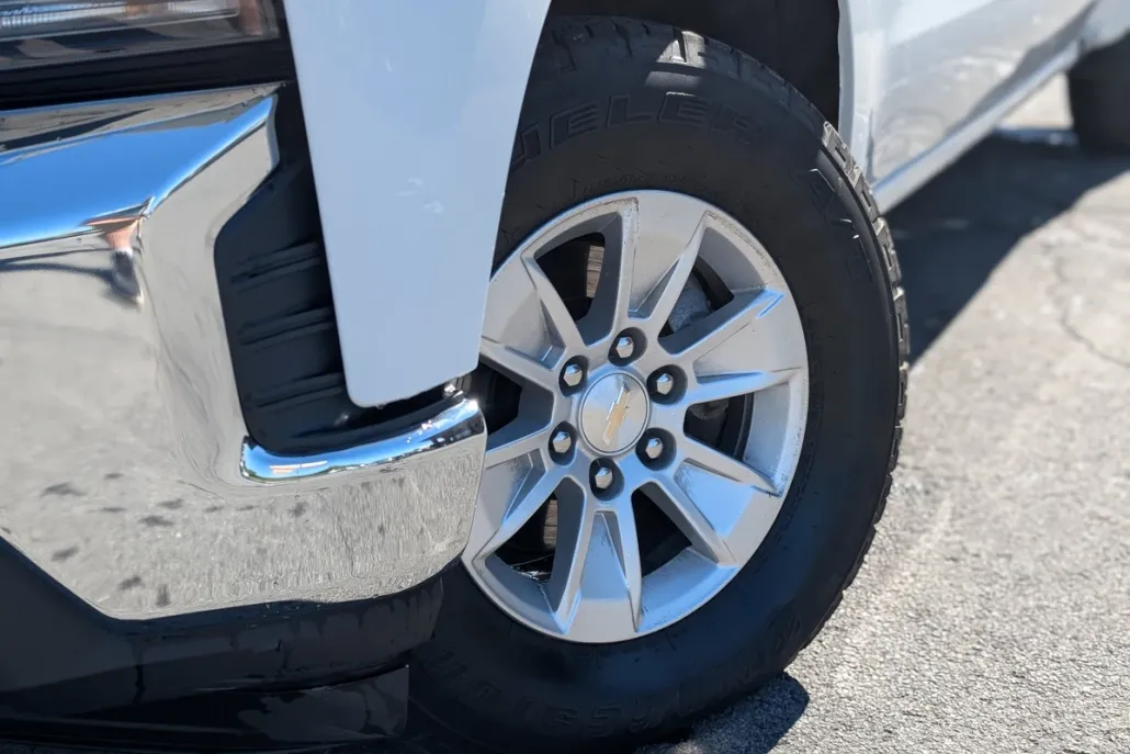 2021 Chevrolet Silverado 1500 LT Texas Edition photo 1