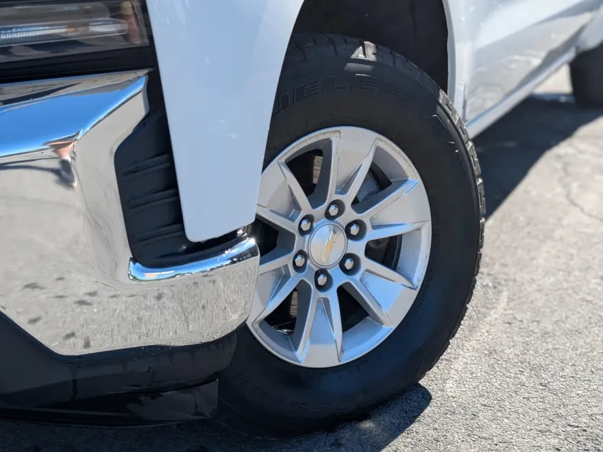 2021 Chevrolet Silverado 1500 LT Texas Edition photo 1