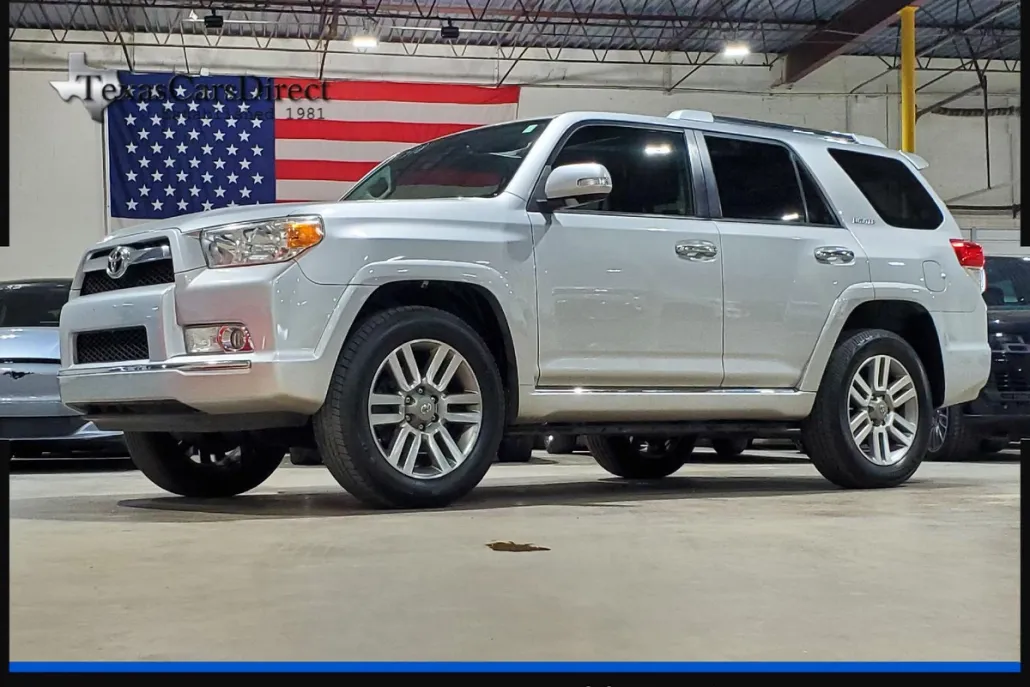 2013 Toyota 4Runner Limited V6 photo 1