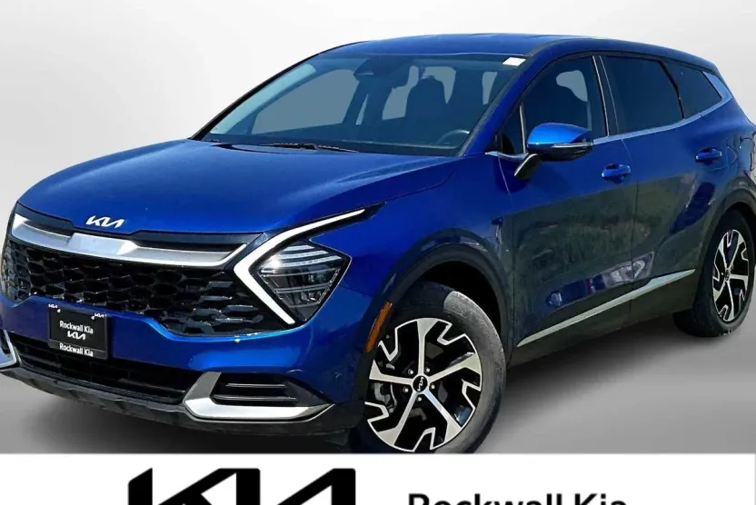 2024 Kia Sportage EX photo 1