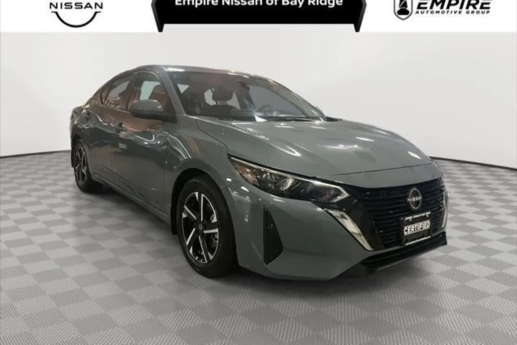 2025 Nissan Sentra SV photo 1