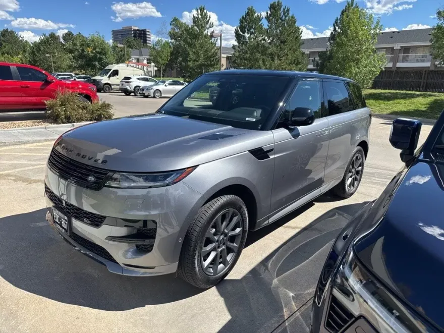 2024 Land Rover Range Rover Sport P400 Dynamic SE photo 1