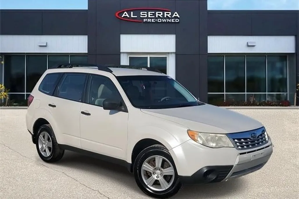 2012 Subaru Forester 2.5X photo 1