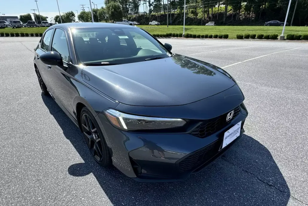 2026 Honda Civic Sport photo 1