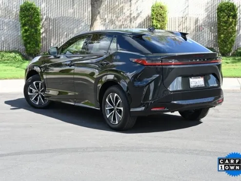 2025 Lexus RZ 300e Premium photo 4