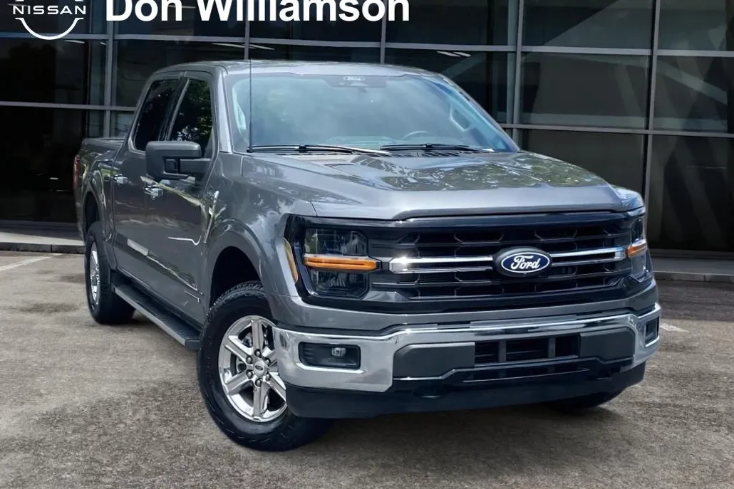 2024 Ford F-150 XLT photo 1