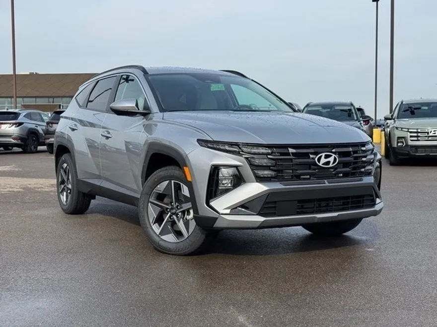 2025 Hyundai Tucson SEL photo 1