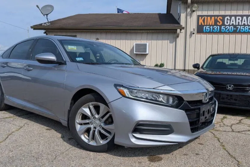 2018 Honda Accord LX photo 1