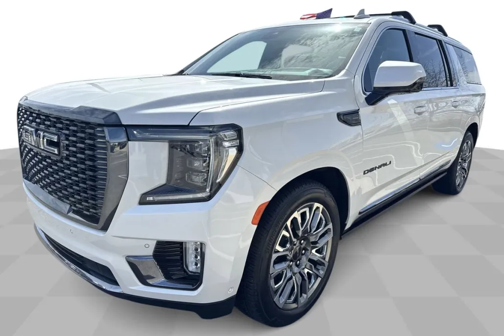 2024 Gmc Yukon XL Denali Ultimate photo 1