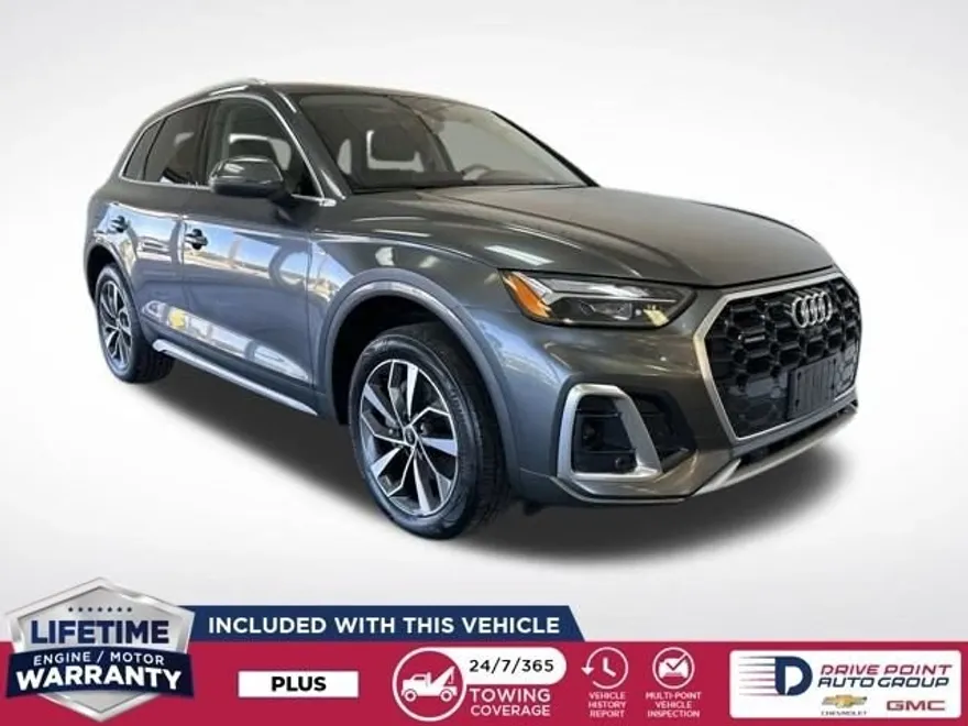 2024 Audi Q5 S line Premium Plus photo 1