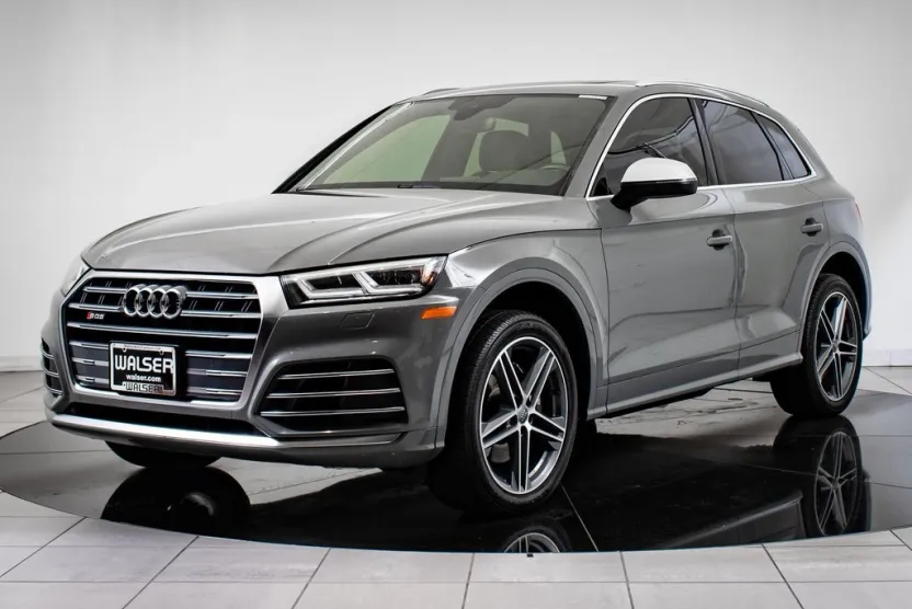 2019 Audi SQ5 Premium Plus photo 1