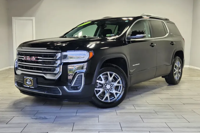 2023 Gmc Acadia SLT photo 1