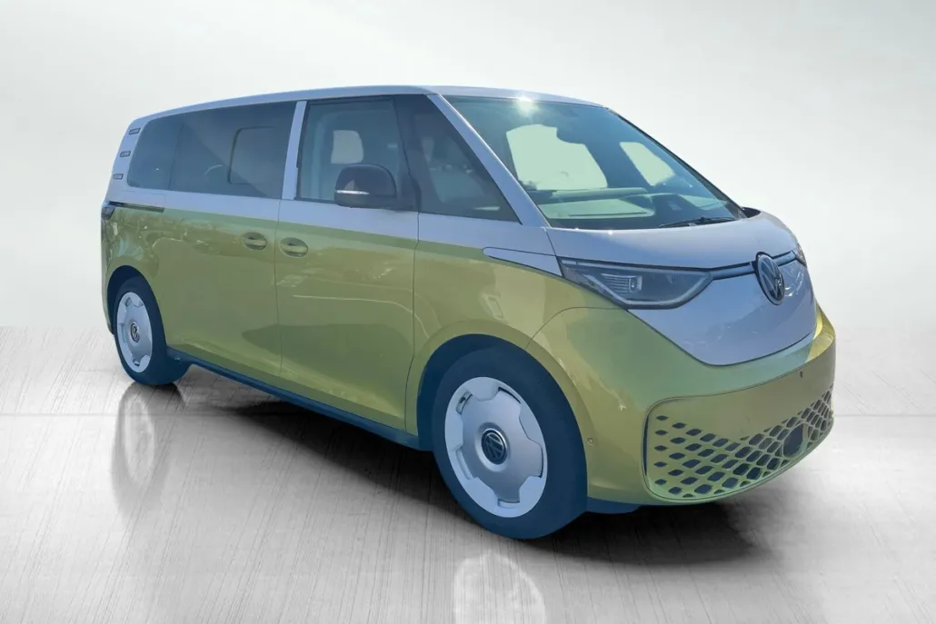 2025 Volkswagen ID. Buzz photo 1