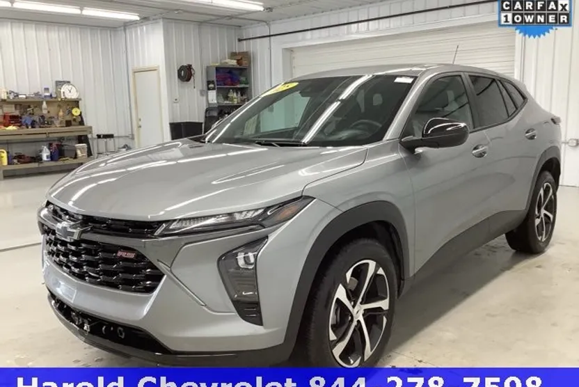 2025 Chevrolet Trax photo 1