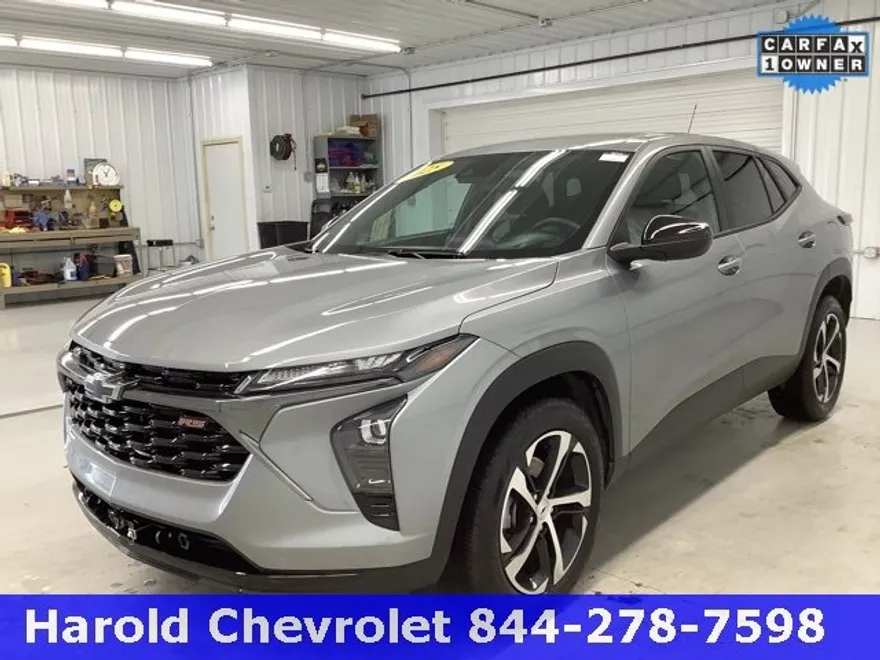 2025 Chevrolet Trax photo 1