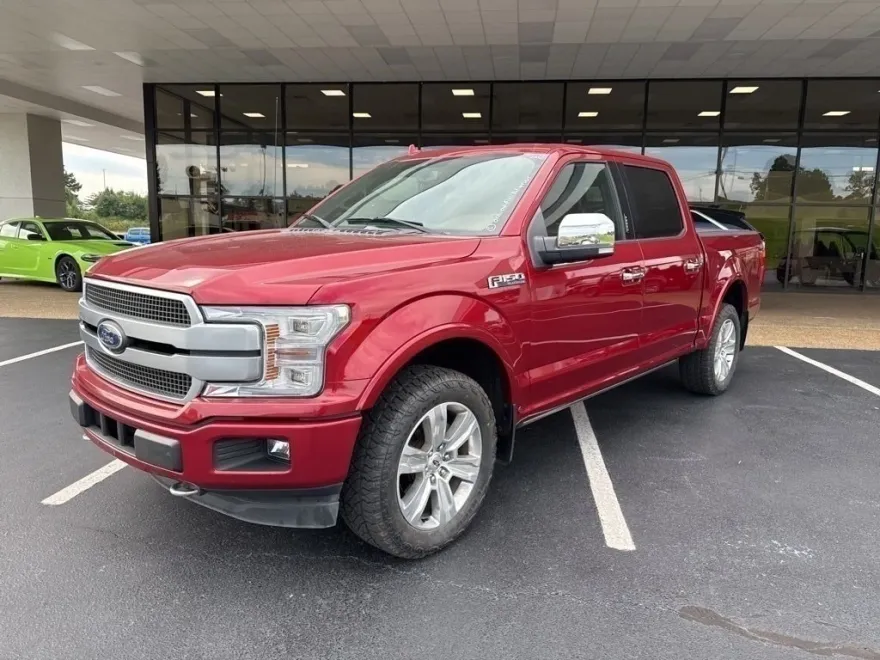 2019 Ford F-150 Platinum photo 1