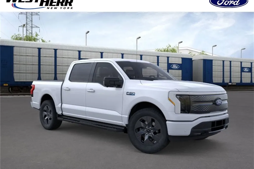 2025 Ford F-150 Lightning photo 1