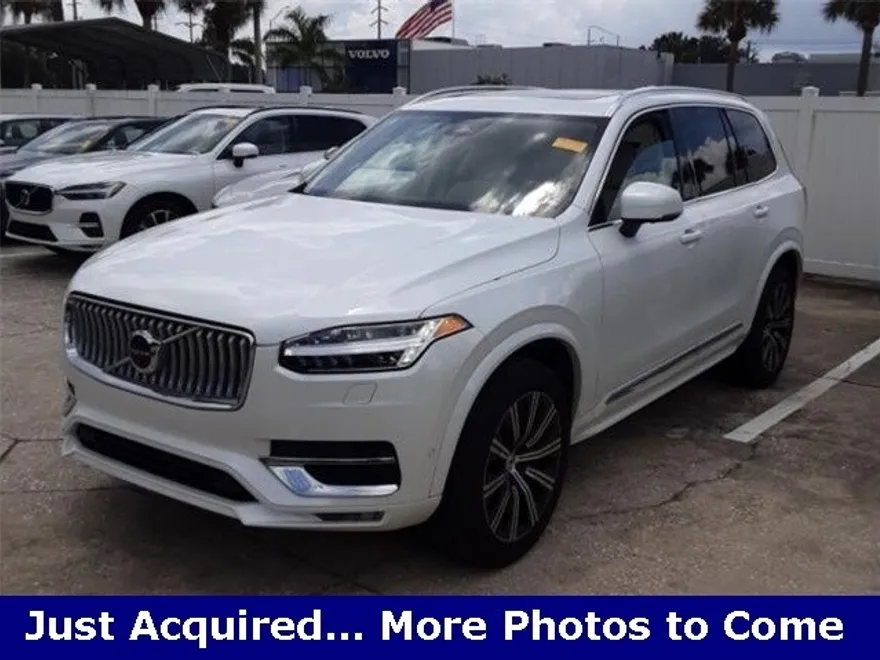 2024 Volvo XC90 Plus photo 1