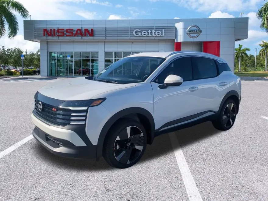 2025 Nissan Kicks SR photo 1