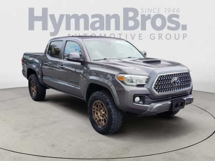 2018 Toyota Tacoma TRD Sport 4x4 Double Cab photo 1
