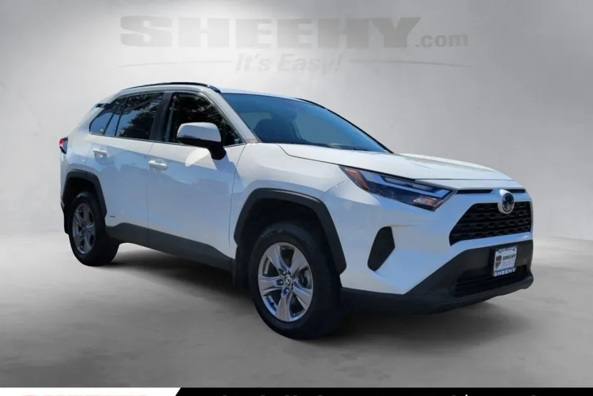2022 Toyota RAV4 Hybrid XLE photo 1