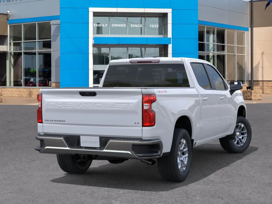 2026 Chevrolet Silverado 1500 LT photo 1