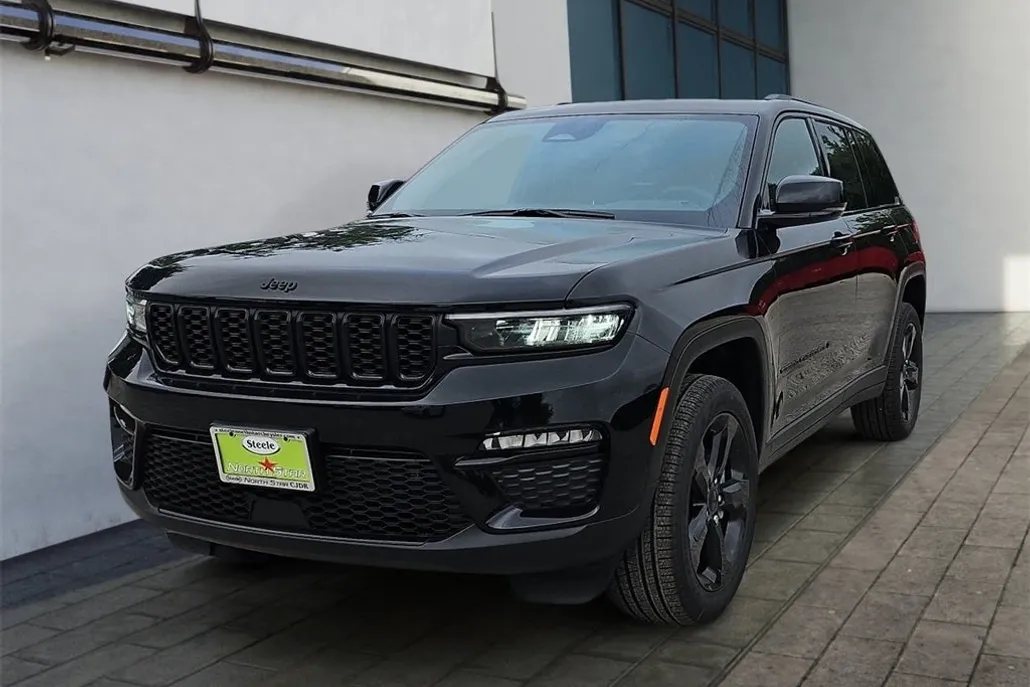 2025 Jeep Grand Cherokee Limited photo 1