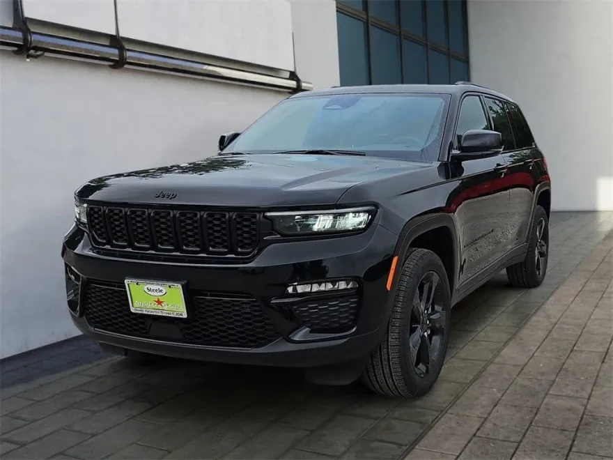 2025 Jeep Grand Cherokee Limited photo 1