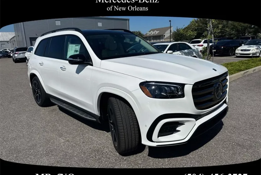 2026 Mercedes Benz GLS 450 4MATIC photo 1